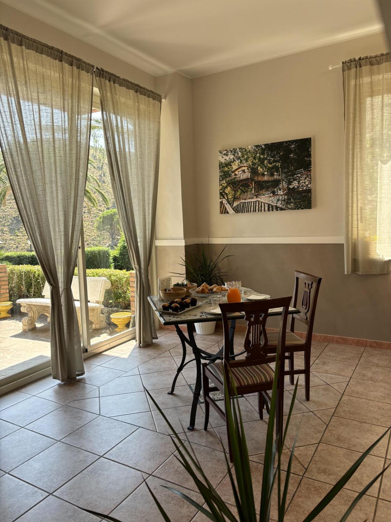 B&B Villa Alba Mesyna Zewnętrze zdjęcie